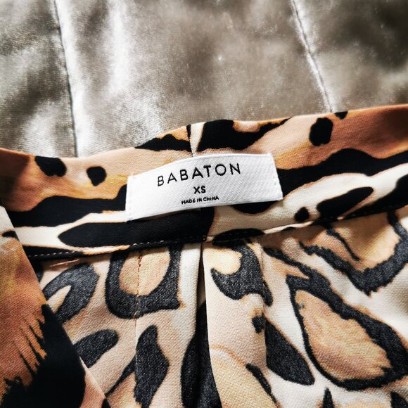 BABATON Aritzia top Top Size XS-S ~ dressy sleeveless top ~ like new - Picture 3 of 4